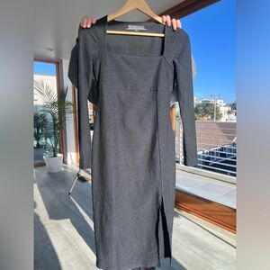 Elegant Gray Long Sleeve Dress